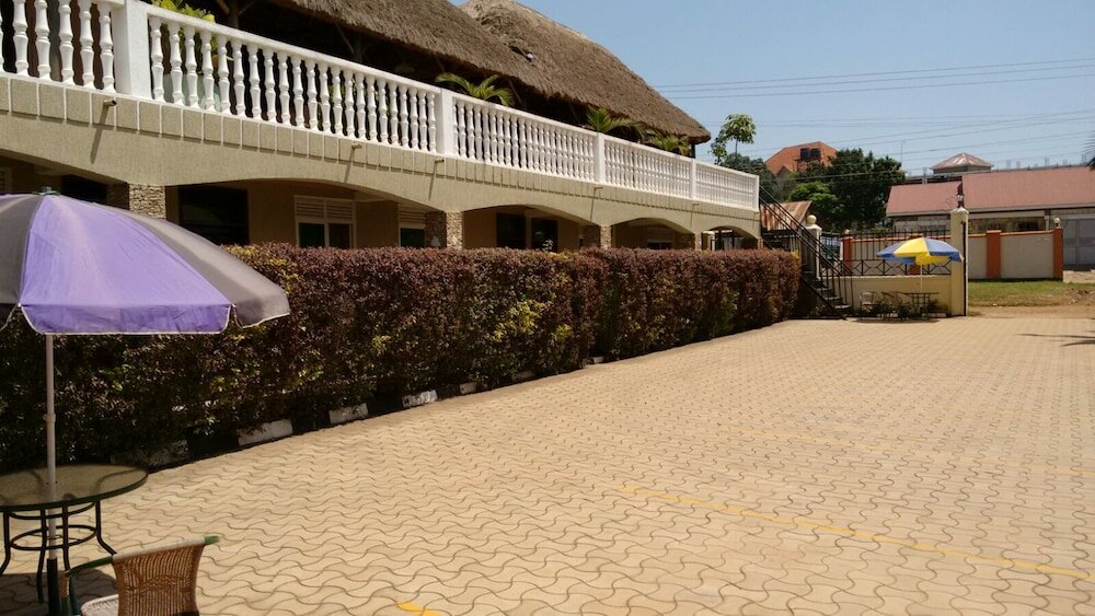 Фото United Motel Entebbe