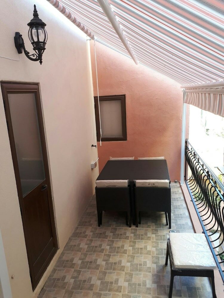 Фото Nocturne Family House