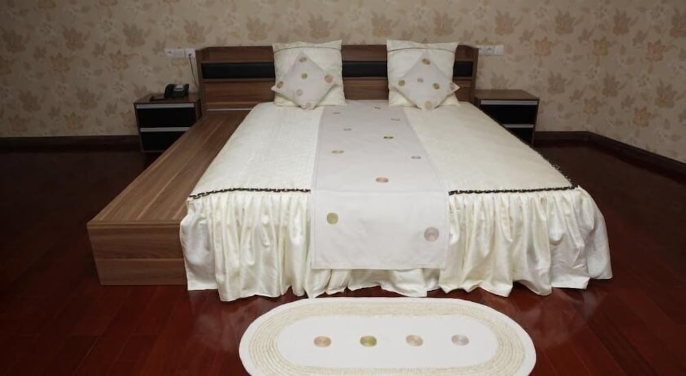 Фото Red Island Inn