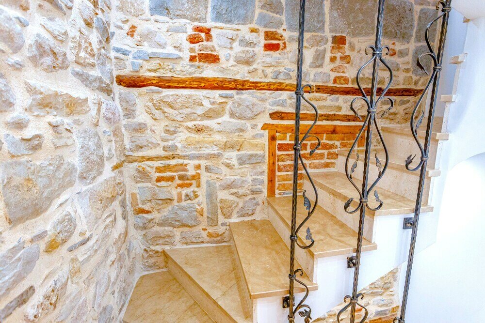 Фото L U X E Split Luxury Rooms