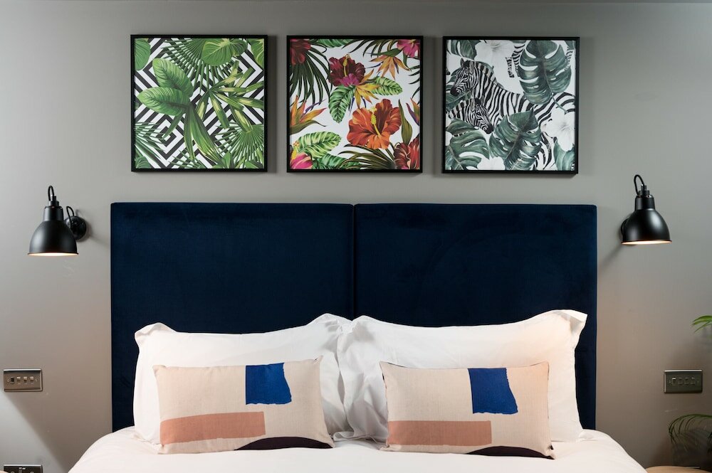 Фото Hiding Space - Trim Street Apartments