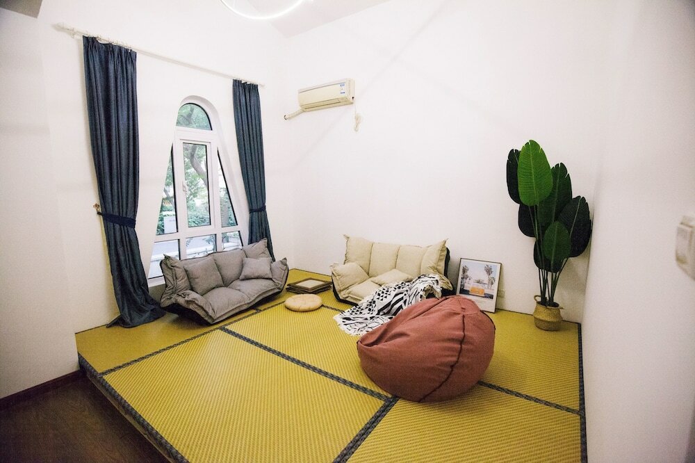 Фото Aijupai Homeparty Prickeln Villa