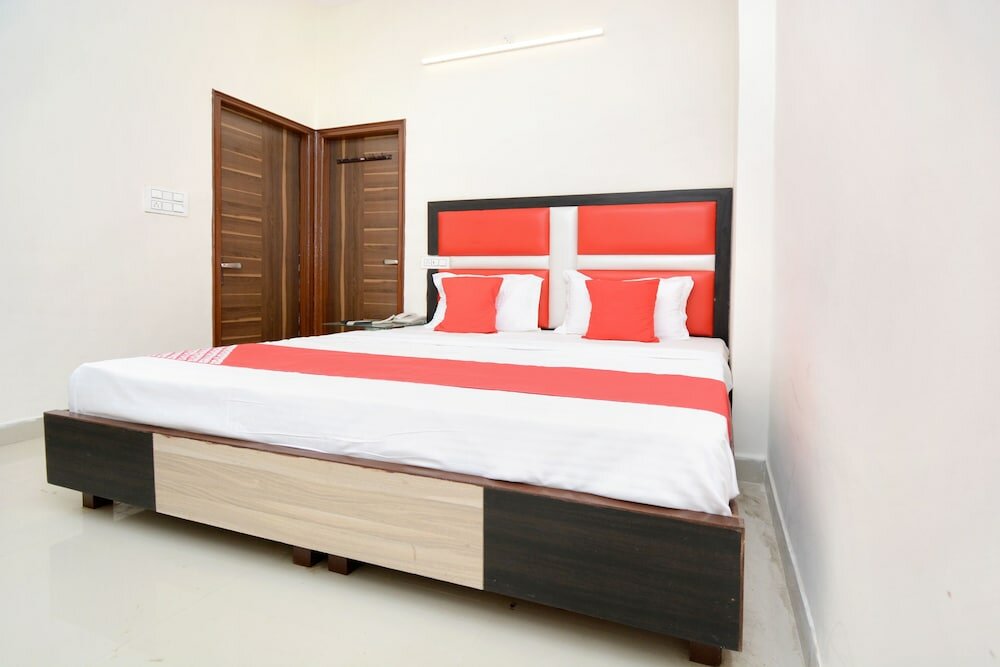 Фото Oyo 22993 Hotel Ozas Grand