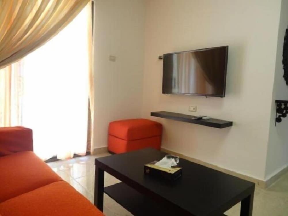 Фото Golden Palace Hotel Apartments