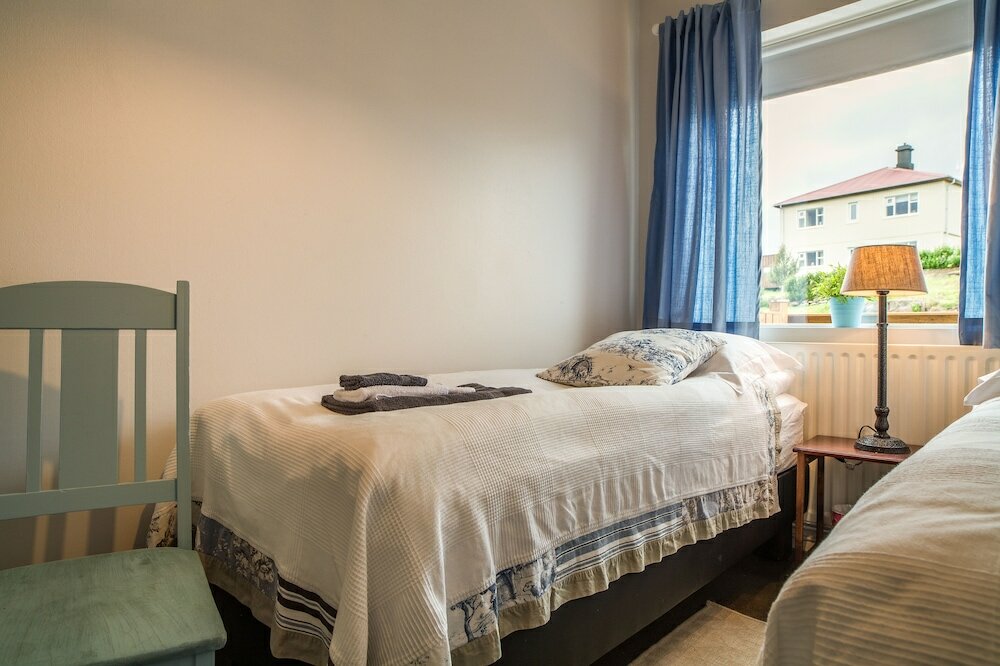 Фото Höfðagata Guesthouse