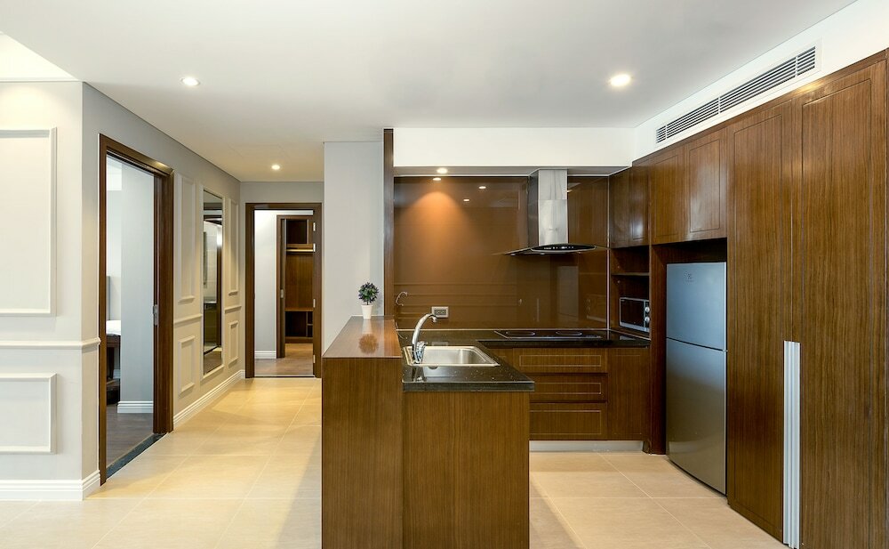 Фото Johnny's Luxury Apartments