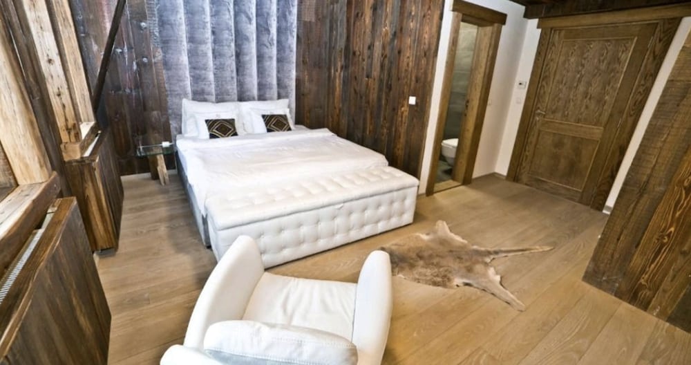 Фото Chalet Petit Palais