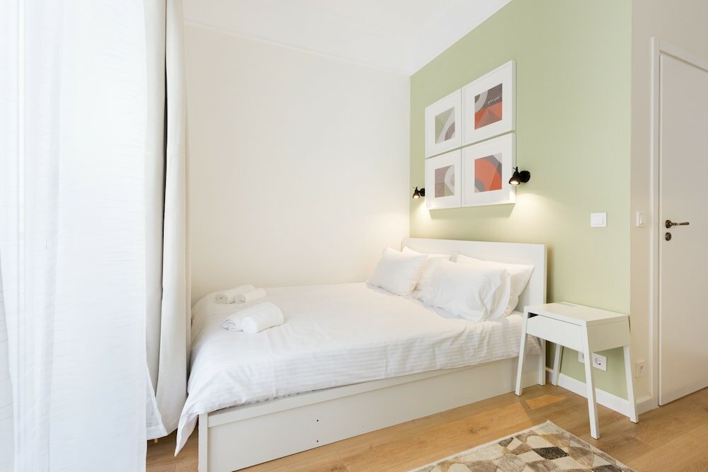 Фото Dinostratus House