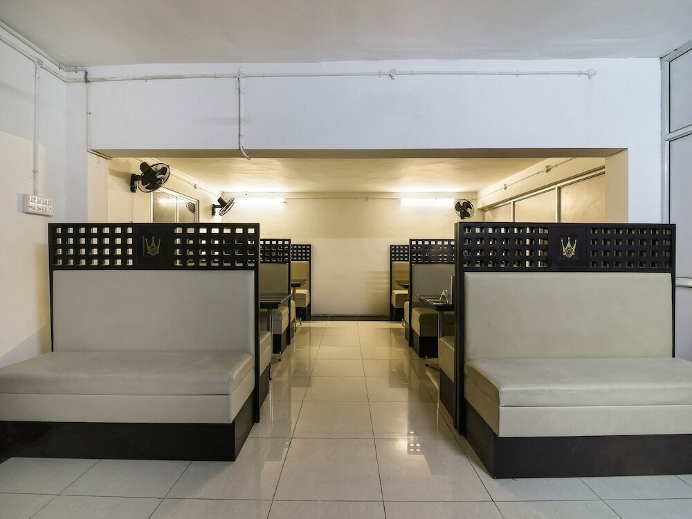 Фото Capital O 22208 Purplepatch Arun Prasath Park