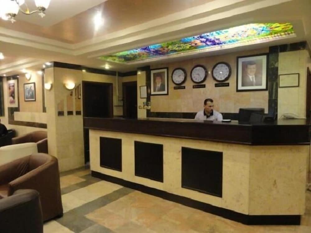 Фото Golden Palace Hotel Apartments