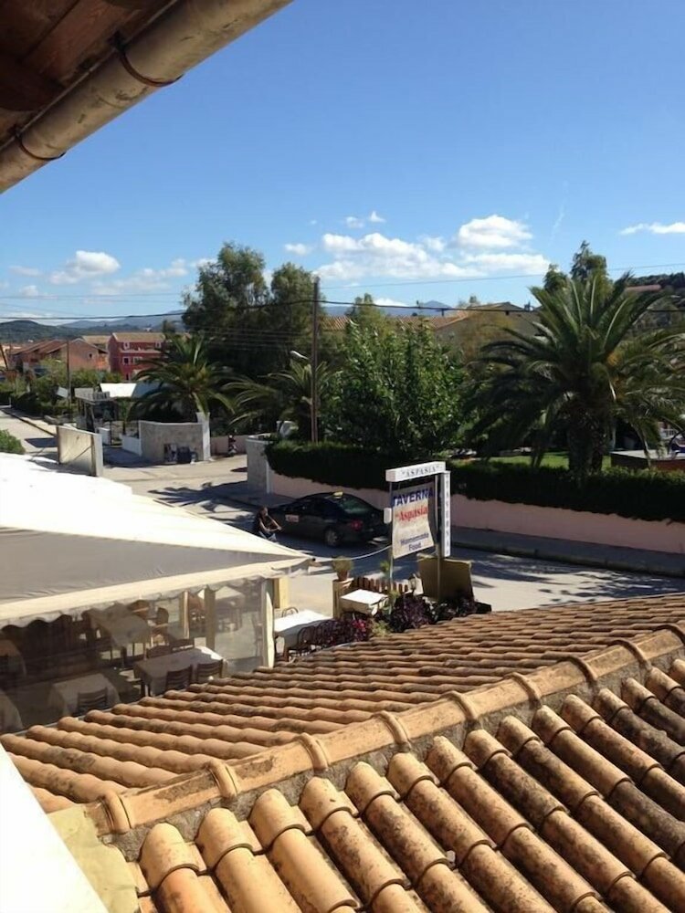 Фото Sidari Life Apartrment