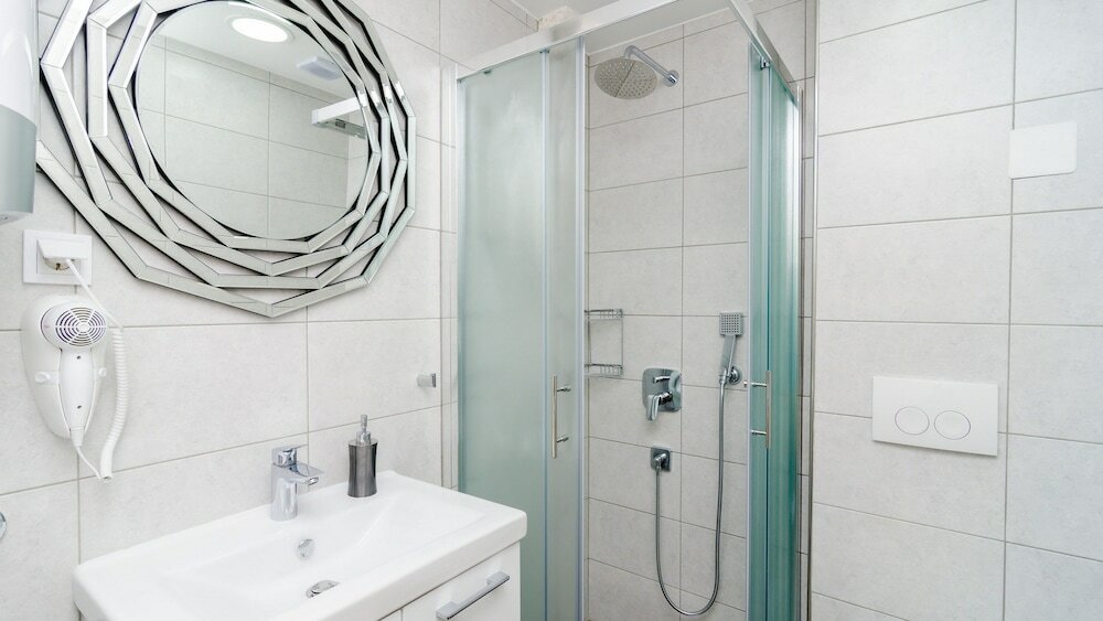 Фото Shining Star Apartments