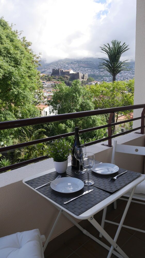 Фото Jasmineiro Palms Palace Apartment