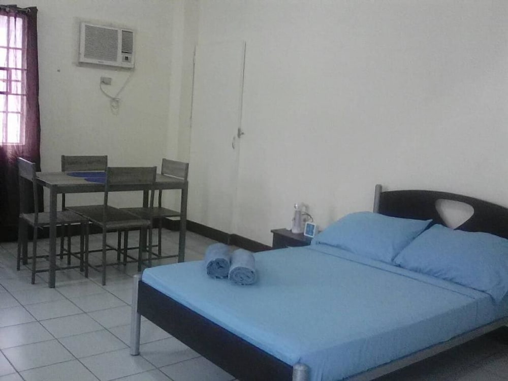 Фото Js3 Studio Apartments - Adults Only