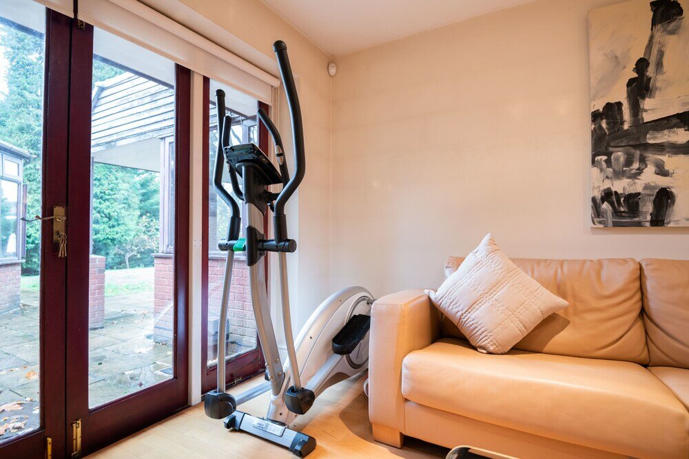 Фото Charming Wimbledon Park Home close to Putney Heath