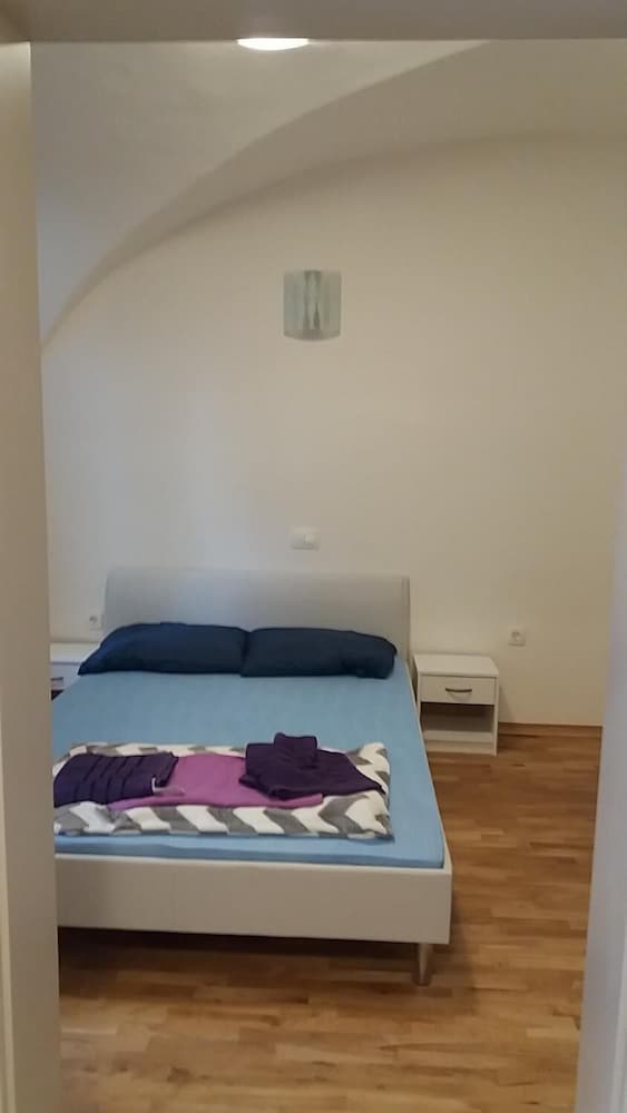 Фото Central Antique Apartments