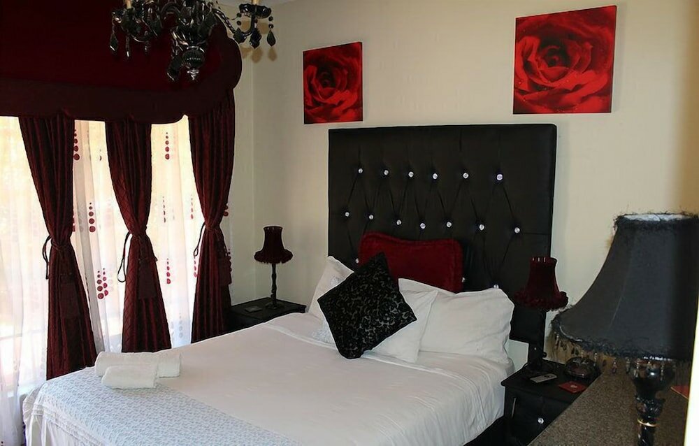 Фото Nmb Guest House