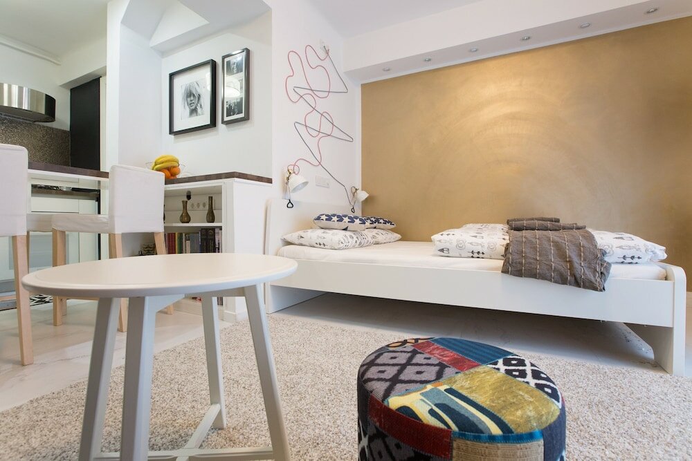 Фото Witty Please & Bardot