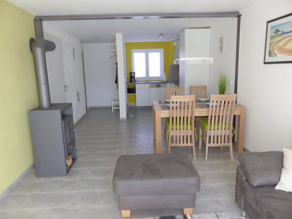 Фото Ferienwohnungen Flora