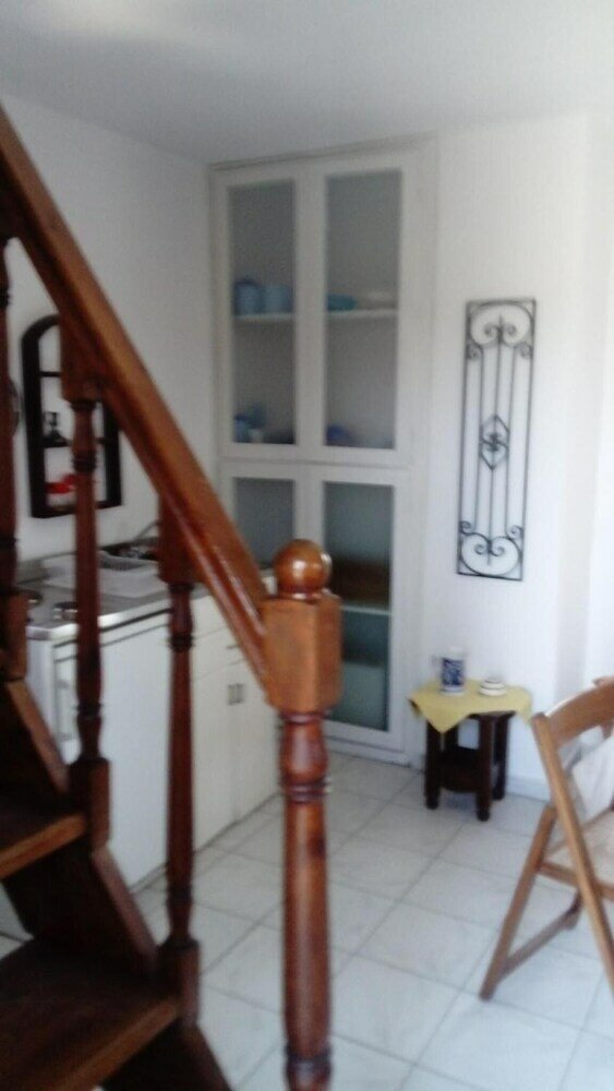 Фото Charouda Stone Tower