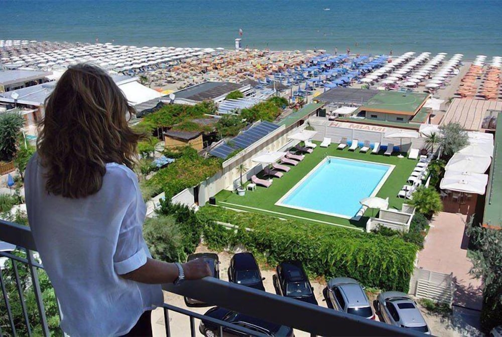 Фото Hotel Miami Beach