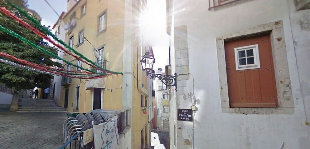 Фото Best Terrace River view Alfama Apartment