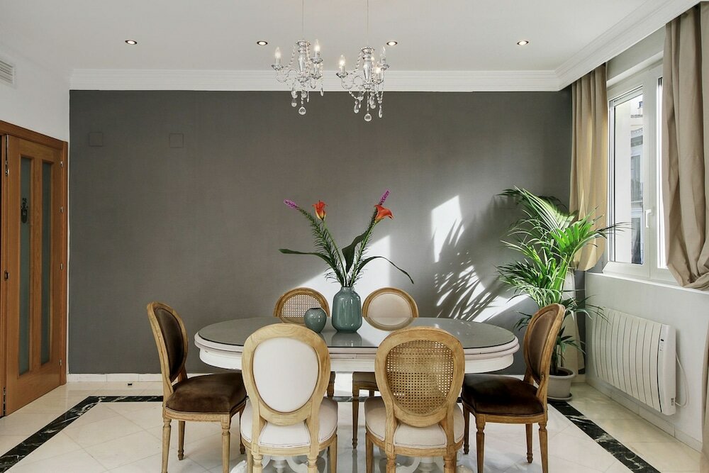 Фото La Belle Epoque Luxury Granada Center