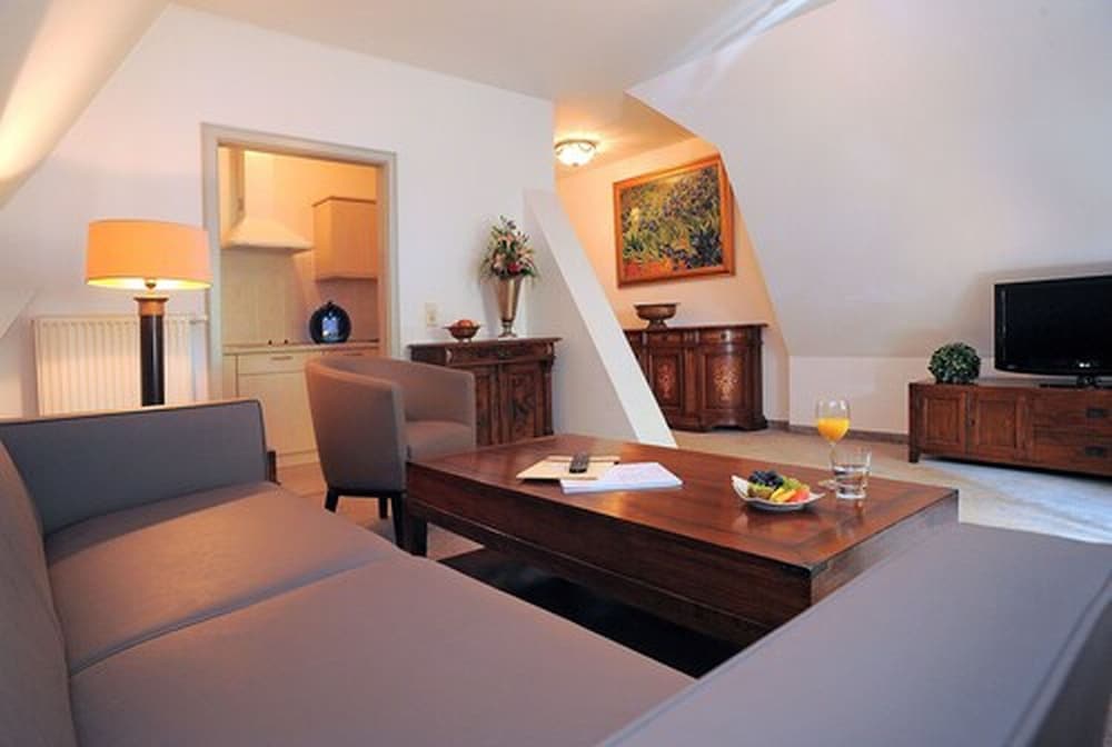 Фото Romantik Hotel Burgkeller & Residenz Kerstinghaus