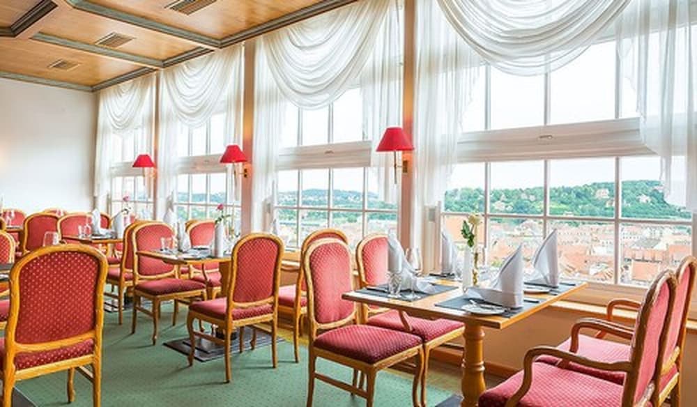 Фото Romantik Hotel Burgkeller & Residenz Kerstinghaus