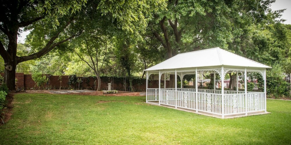 Фото Vintage on Main