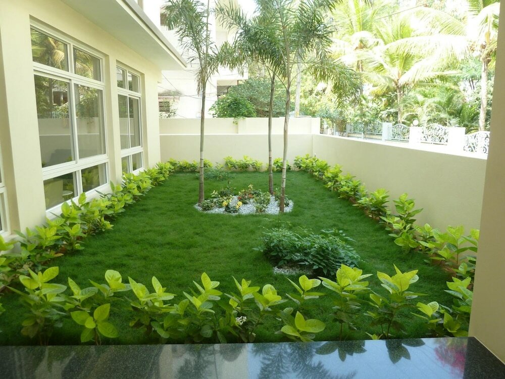 Фото Sree Parthi Hotel