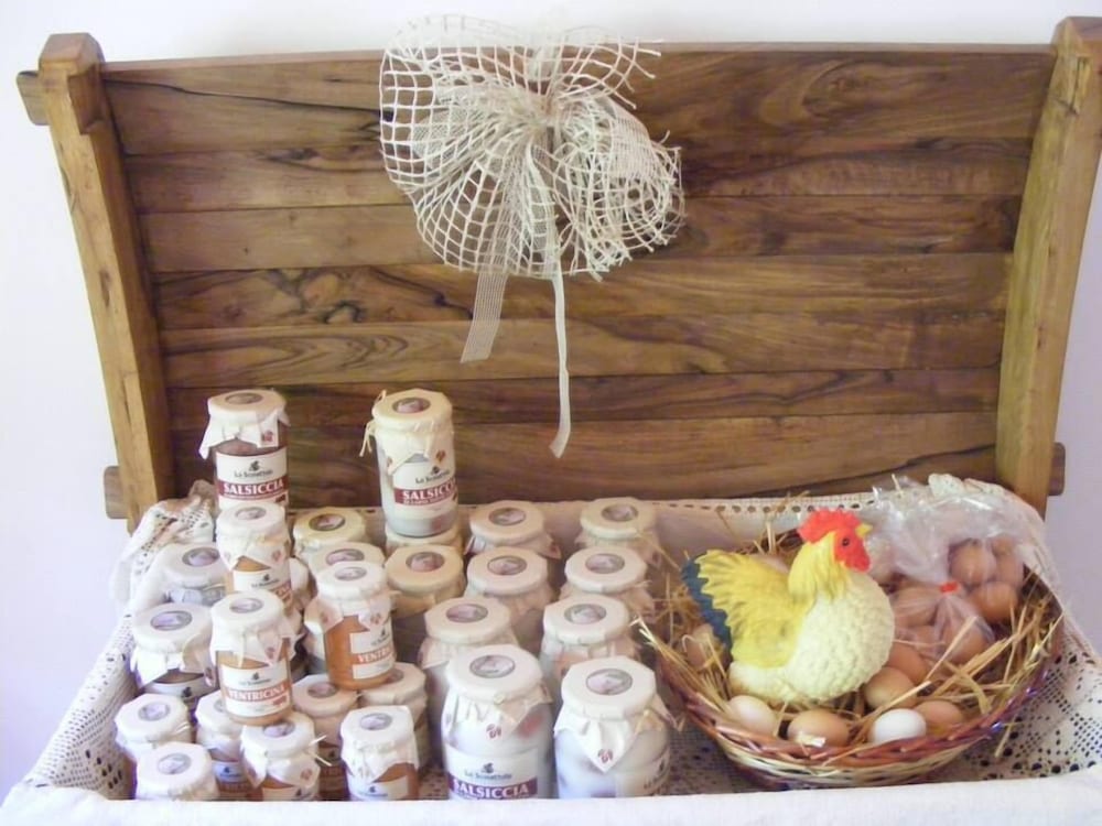 Фото Agriturismo Lo Scoiattolo