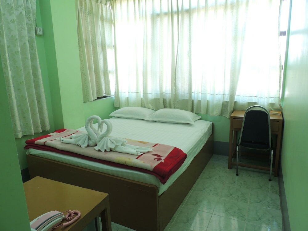 Фото Nay Chi Linn Hotel