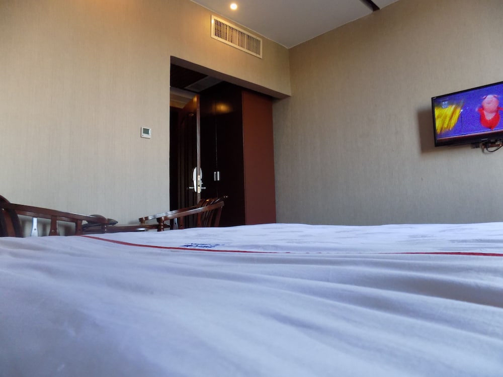 Фото Freedom City Hotel