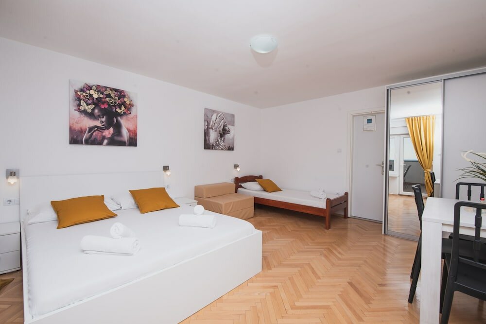 Фото Apartments by the Sea Semy