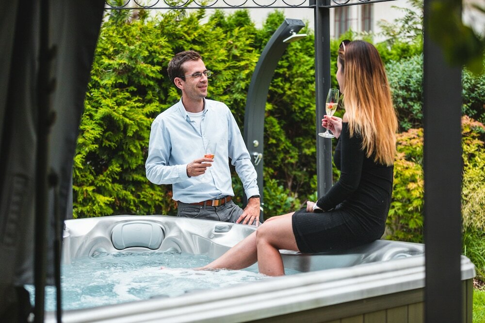 Фото Empirent Garden Suites