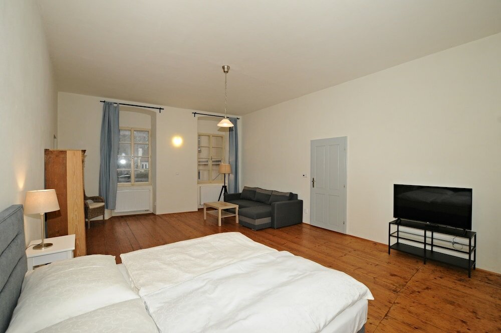 Фото Downtown Apartments Český Krumlov