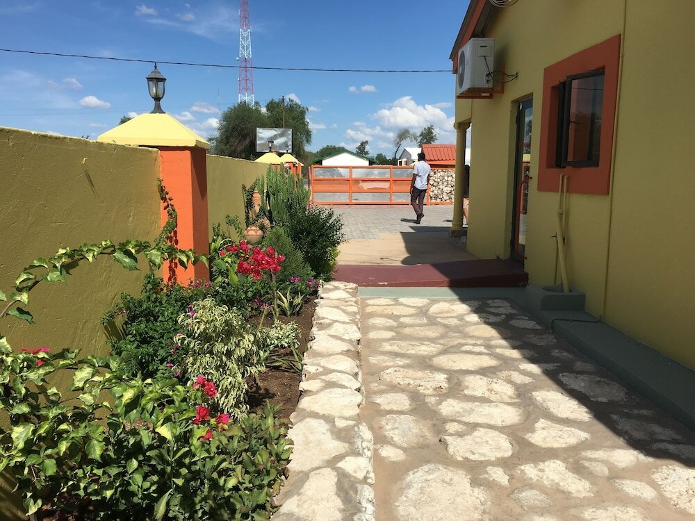 Фото отеля 3