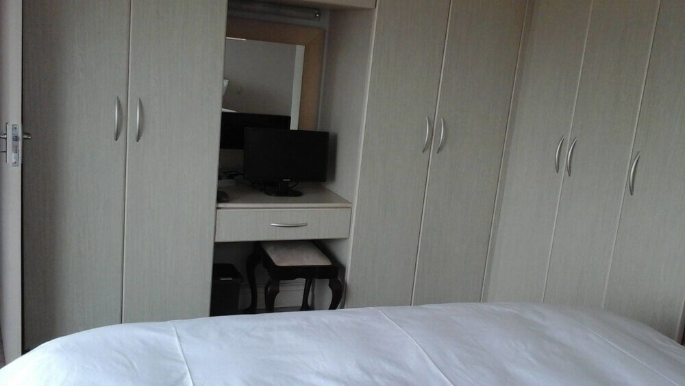 Фото The Whales Beach House