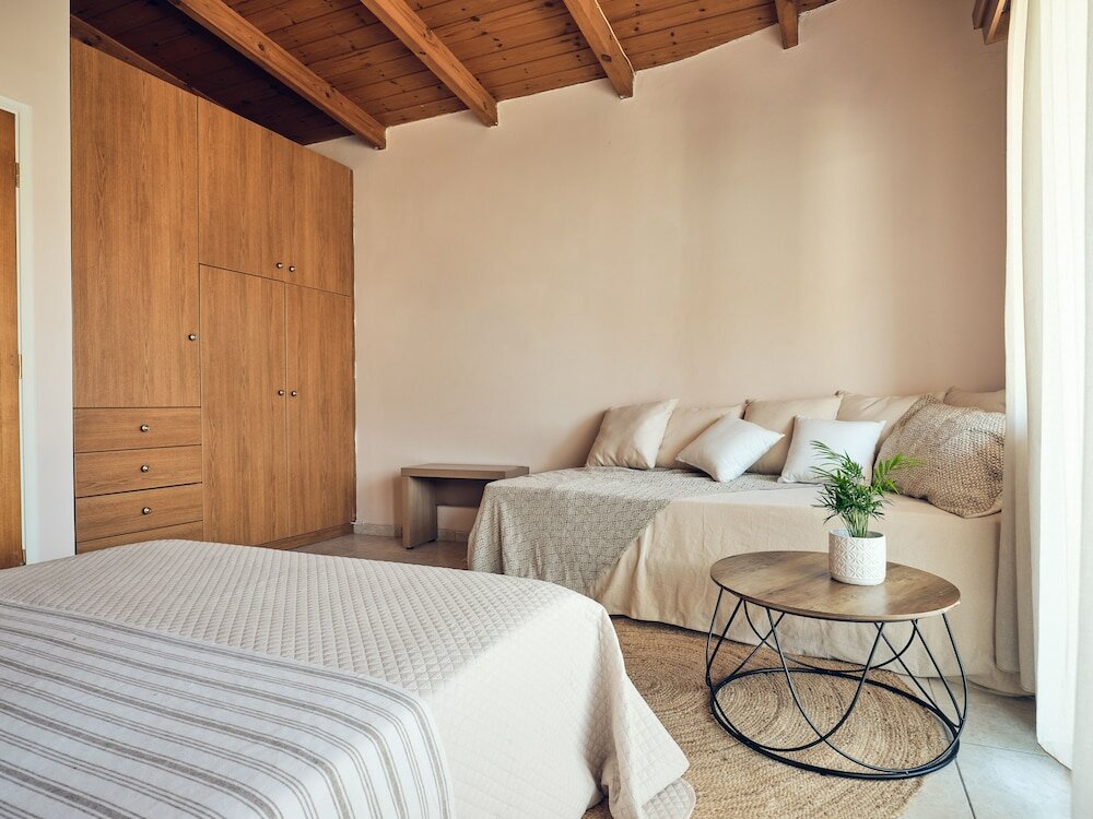 Фото Alkyonis Hotel