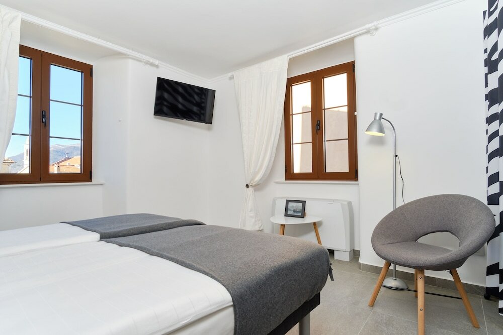 Фото Hotel Zebra