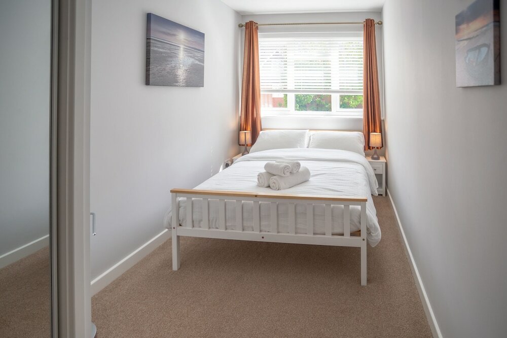 Фото Sea Road Apartments