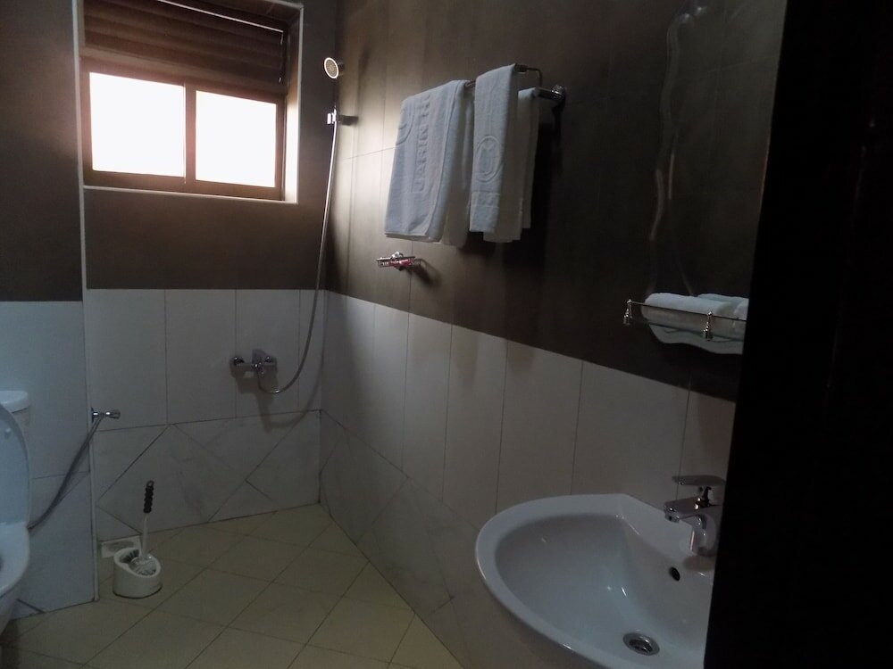 Фото Jarin Hotels