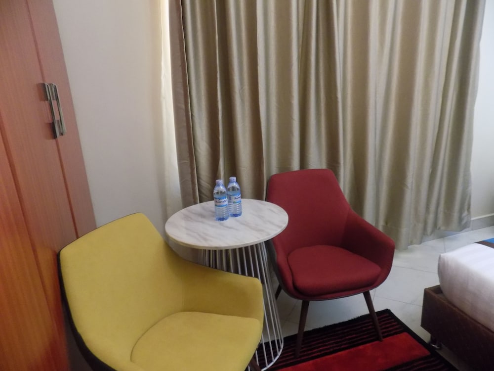 Фото Jarin Hotels