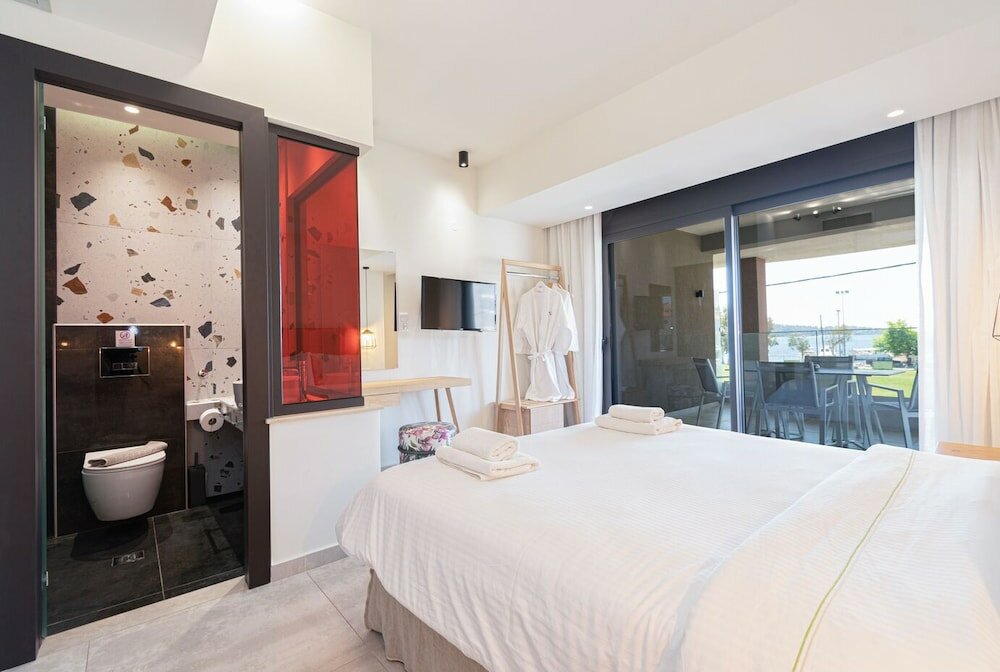 Фото Thetis Boutique Apartments