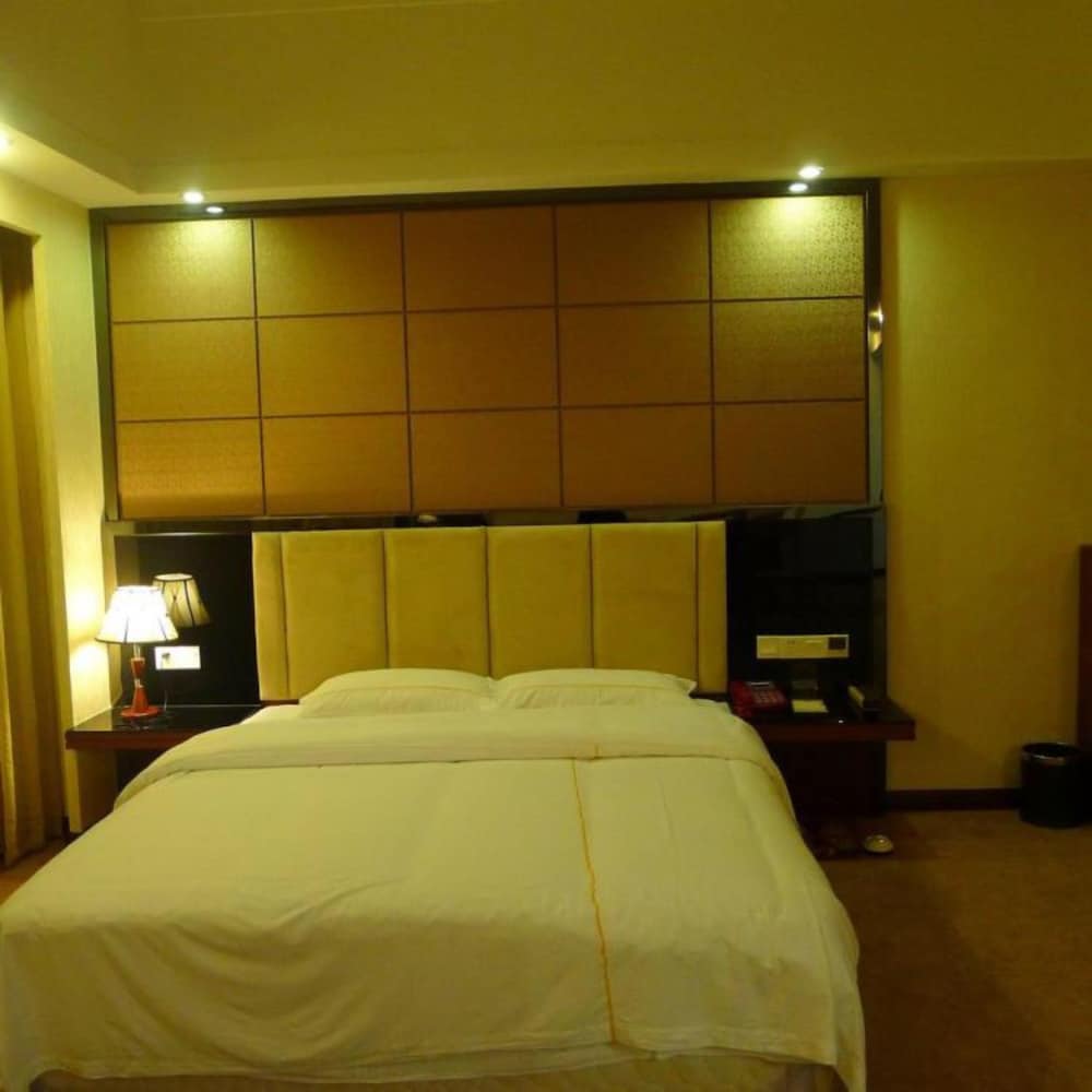 Фото Junyue Hotel