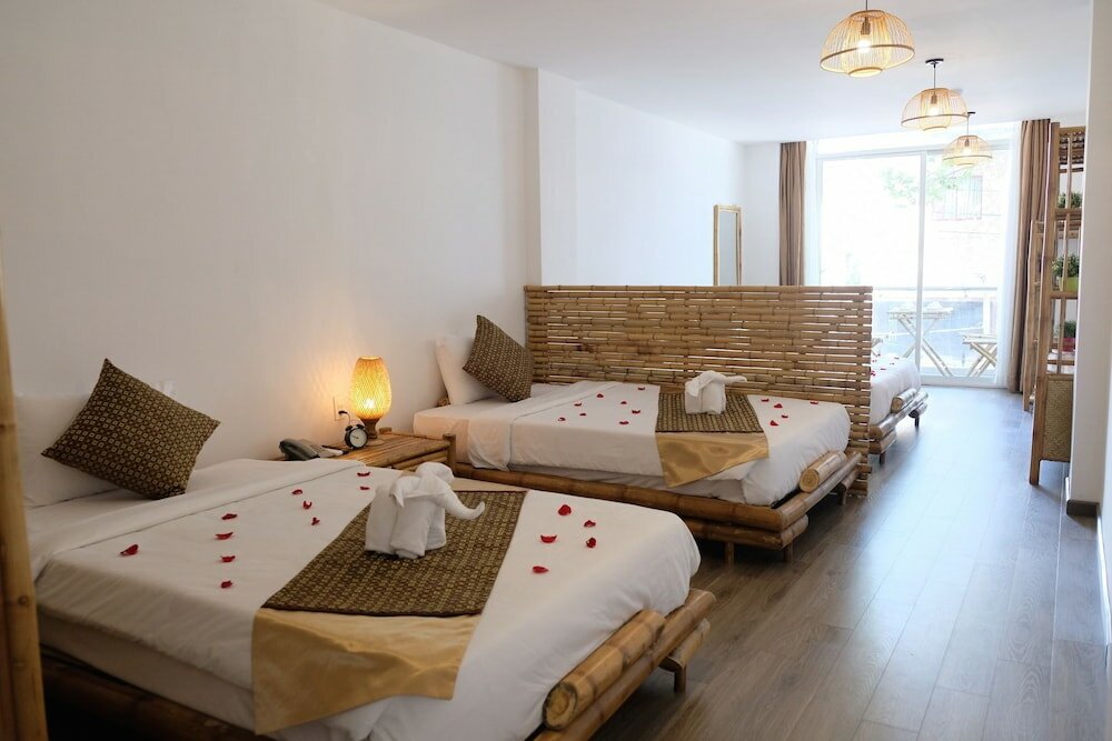 Фото The Umi Hotel