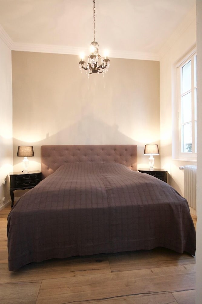 Фото Boutique Charme Apartments 14