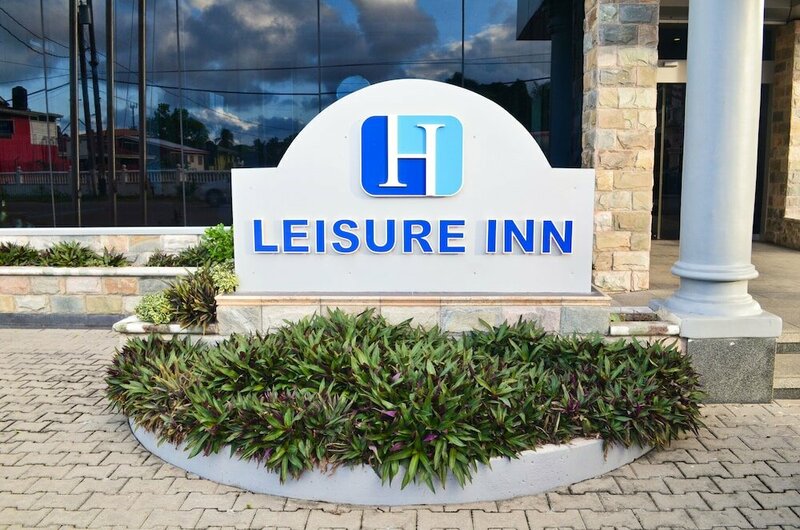 Гостиница Leisure Inn в Нью-Амстердаме