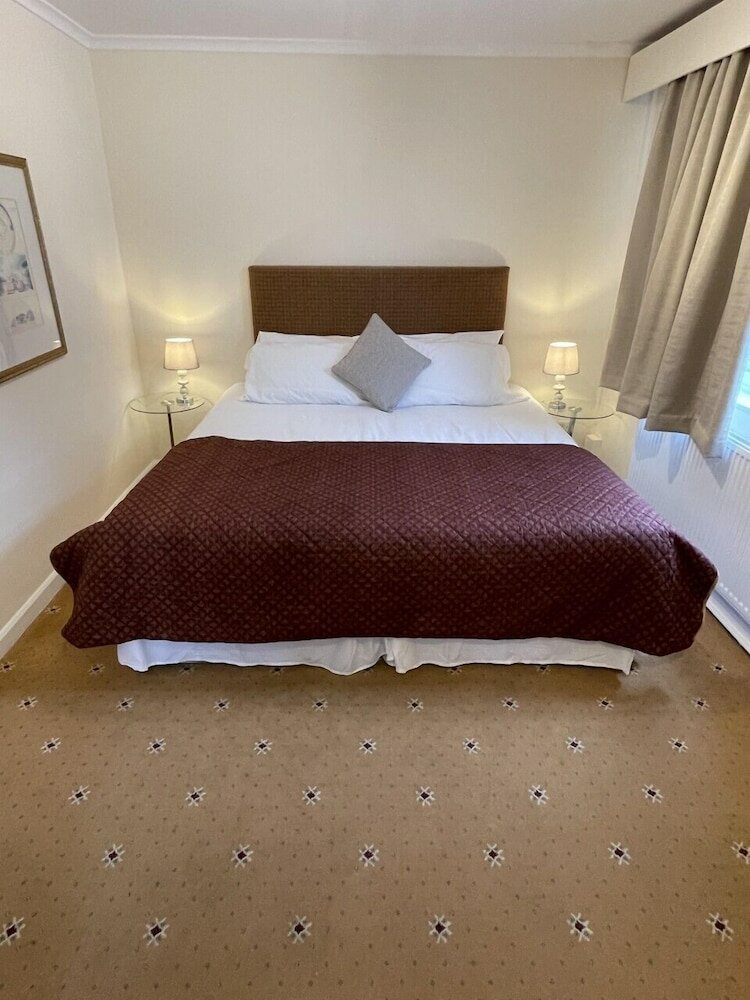 Фото The Castle Hotel